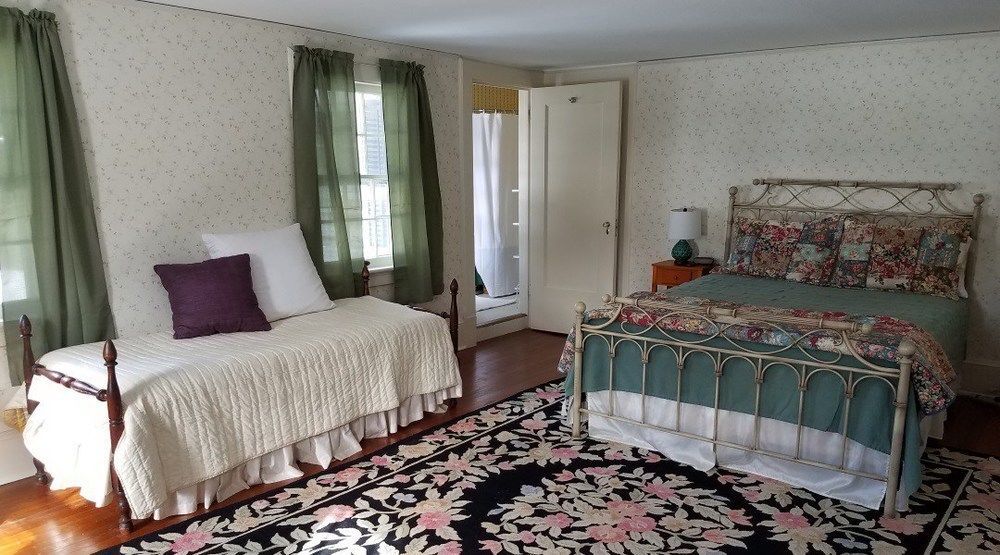Windflower Inn Great Barrington Eksteriør bilde