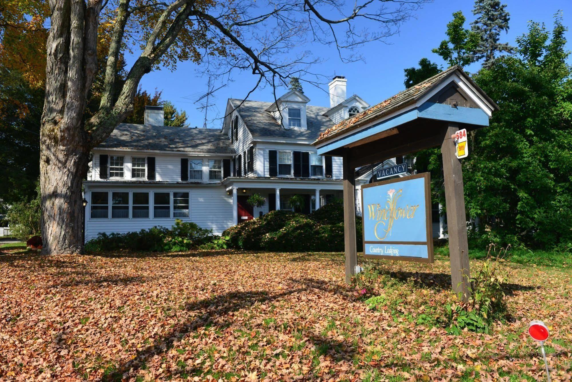 Windflower Inn Great Barrington Eksteriør bilde
