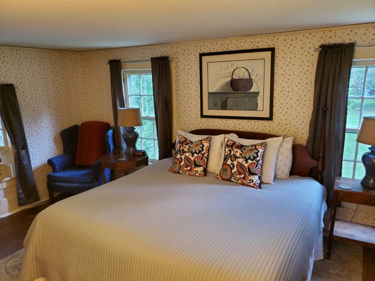 Windflower Inn Great Barrington Eksteriør bilde